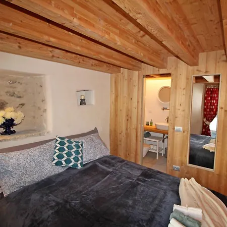 La Corte - Pilier Apartment